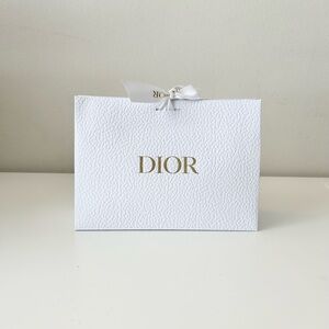 🌸DIOR Gift Bag with ribbon, card & tissue paper